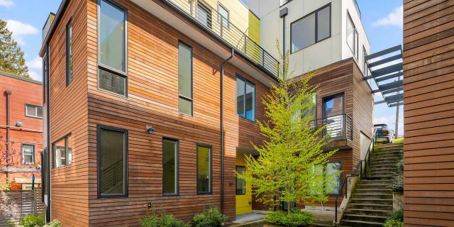 Gorgeous Townhome